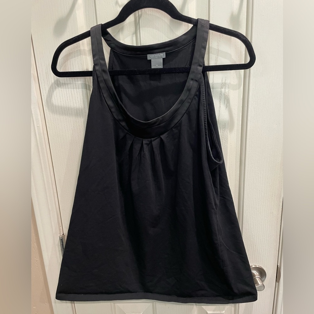 Ann Taylor black tank XL